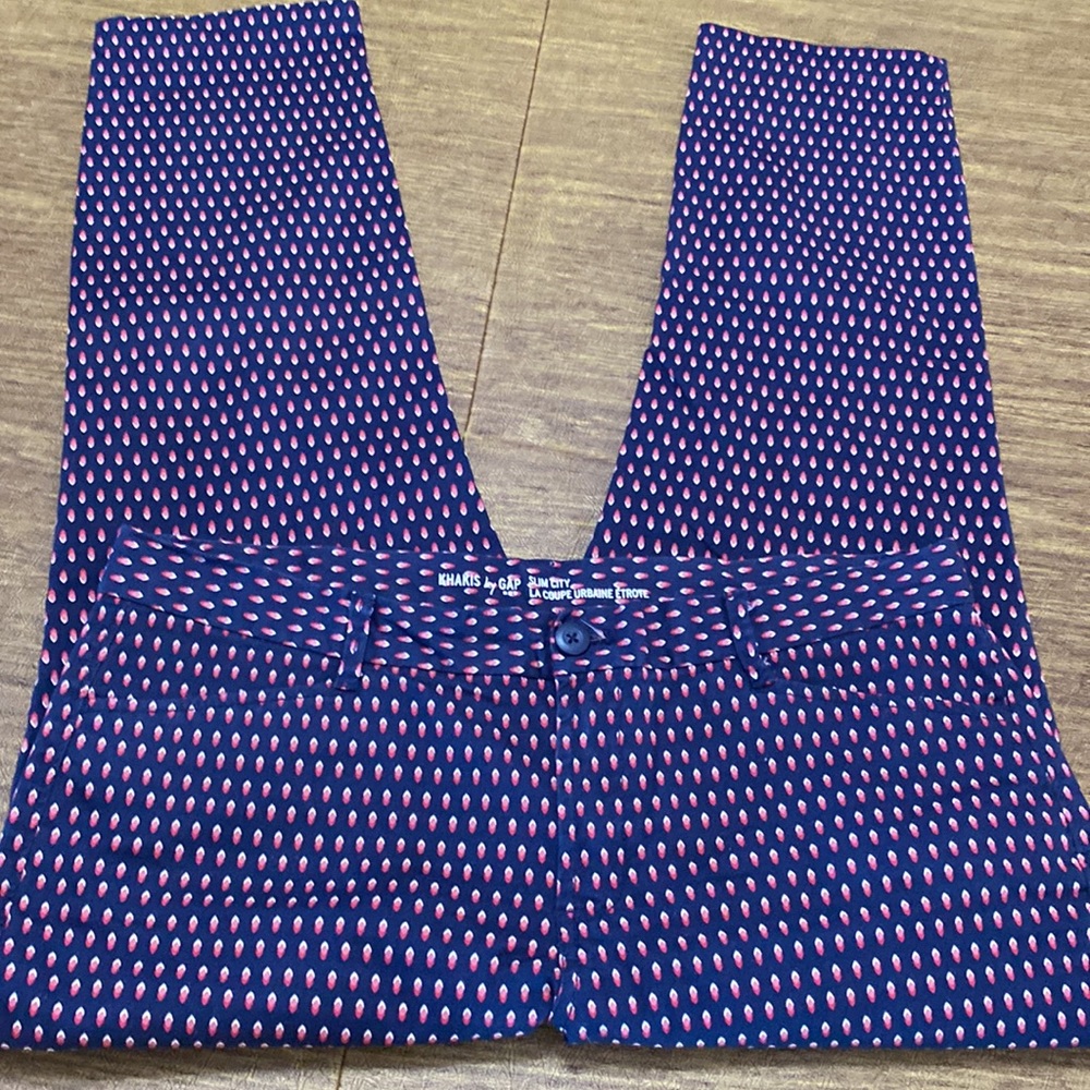 Khakis by GAP Slim City Geometric Design Crop Pants Size 12